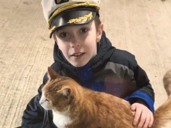 Colin, child with cat